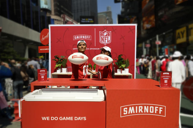 SMIRNOFF SHOWS UP BIG FOR NFL KICKOFF CELEBRATING FANS WITH NEW 'WE DO GAME  DAYS' NATIONAL AD CAMPAIGN; COIN TOSS TAKEOVERS PROVE FOOTBALL IS A 'WE'  THING