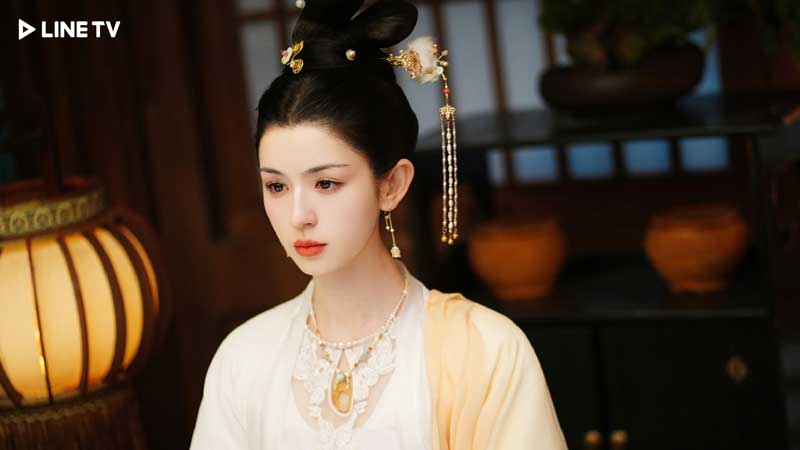 《曉朝夕》哈妮克孜有「新疆四美」「四千年難得一遇美少女」之稱。（LINE TV提供）