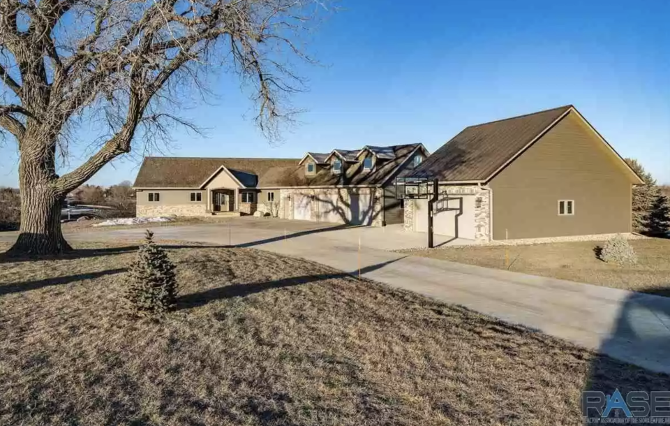 A Brandon home sold for $1,050,000, topping Sioux Falls area sales for the week of April 11.  The five-bedroom, and three-bathroom home at 435 N. A Brandon home on Chesnut Boulevard offers 4,900 square feet on 2.98 acres of land.