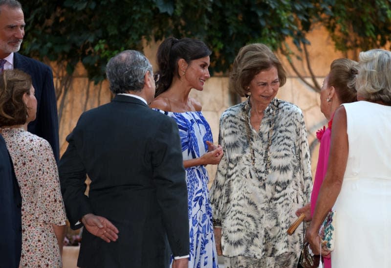 Los Reyes y doña Sofía en la recepción de Marivent