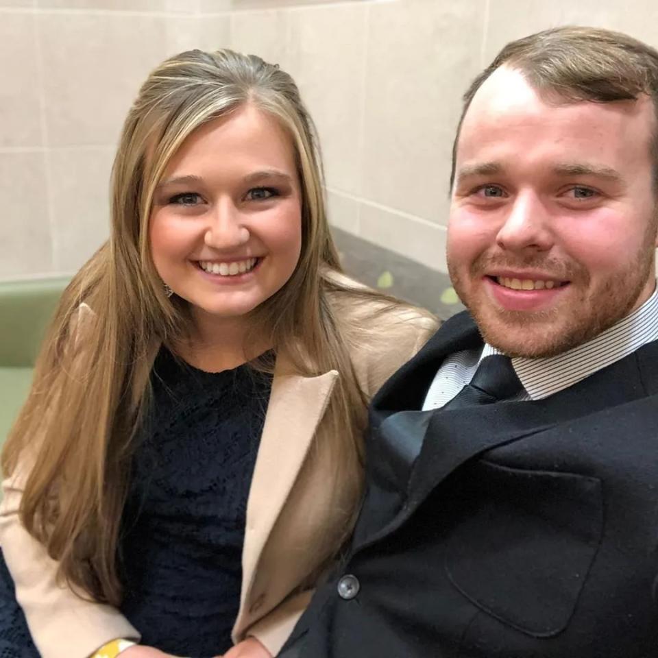 Did Kendra Duggar Have Baby No. 4 With Husband Joseph? Why Fans Think She Hid Pregnancy