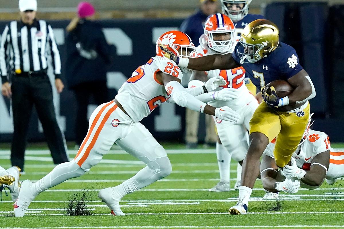 Clemson football vs Notre Dame Game time TV channel options