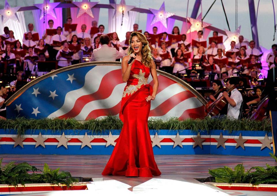 40 Photos of Celebrities and Politicians Celebrating the Fourth of July