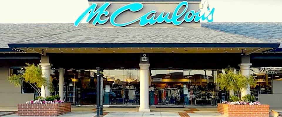 McCaulou's at Lincoln Center, Stockton, California