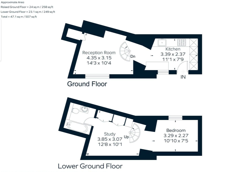 The floor plan reveals the bedroom and kitchen are slimmer than a London bus. (Rightmove/Homesite)