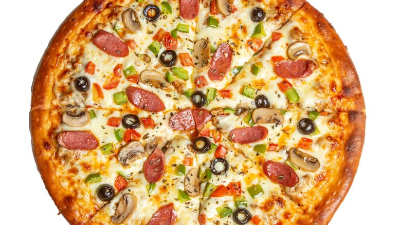 whole pizza mushrooms olives  