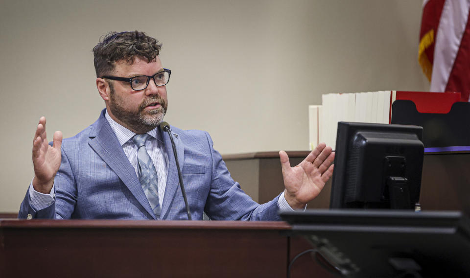 Bryan Carpenter, an expert witness in firearms safety, testifies during Hannah Gutierrez-Reed's trial on involuntary manslaughter and tampering with evidence charges in state district court in Santa Fe, N.M., on Thursday, Feb. 29, 2024. (Gabriela Campos/Santa Fe New Mexican via AP, Pool)