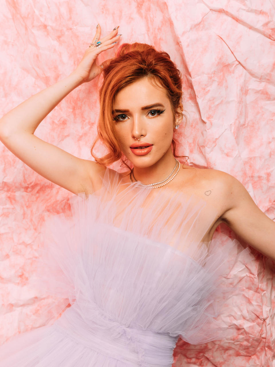 Bella Thorne Sits Naked On A Chair For New Photo Shoot Says She Asked 