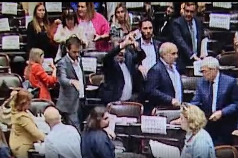 El gesto de Cristian Ritondo cuando se cayó la sesión de Diputados