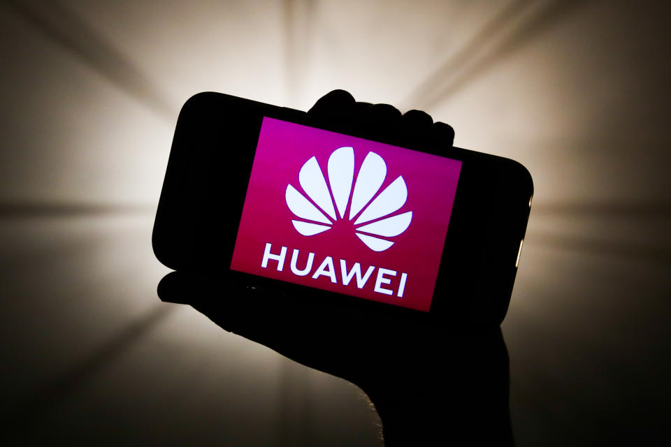 10e - Huawei (Chine)