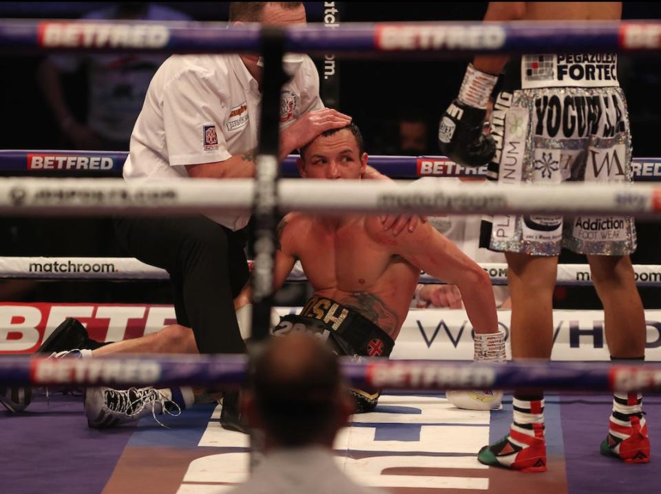 Warrington was a heavy favourite over LaraMark Robinson Matchroom Boxing