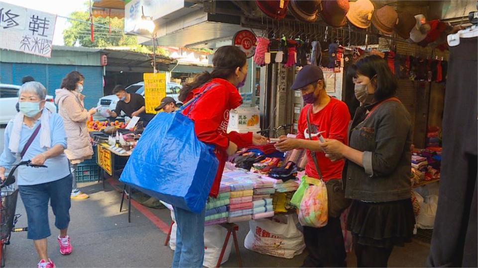 Deep plowing in Hong Kong and Lake!Wu Xindai's praise from the ticket booth merchants in Hengke Market: Prettier than Gao Jiayu