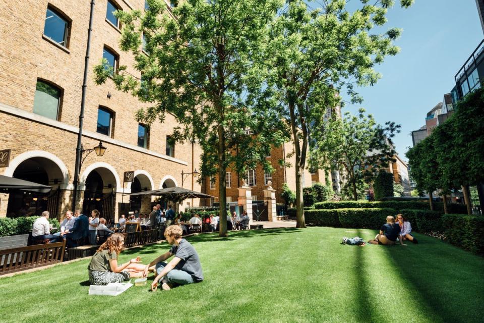 Nuveen’s Big Screen pops up at Devonshire Square from 1 July (Devonshire Square)
