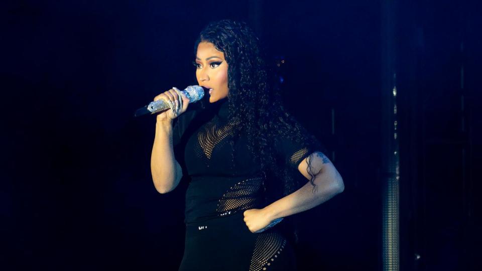 Nicki Minaj arrested in Amsterdam, claims officers 'took my luggage with out consent'