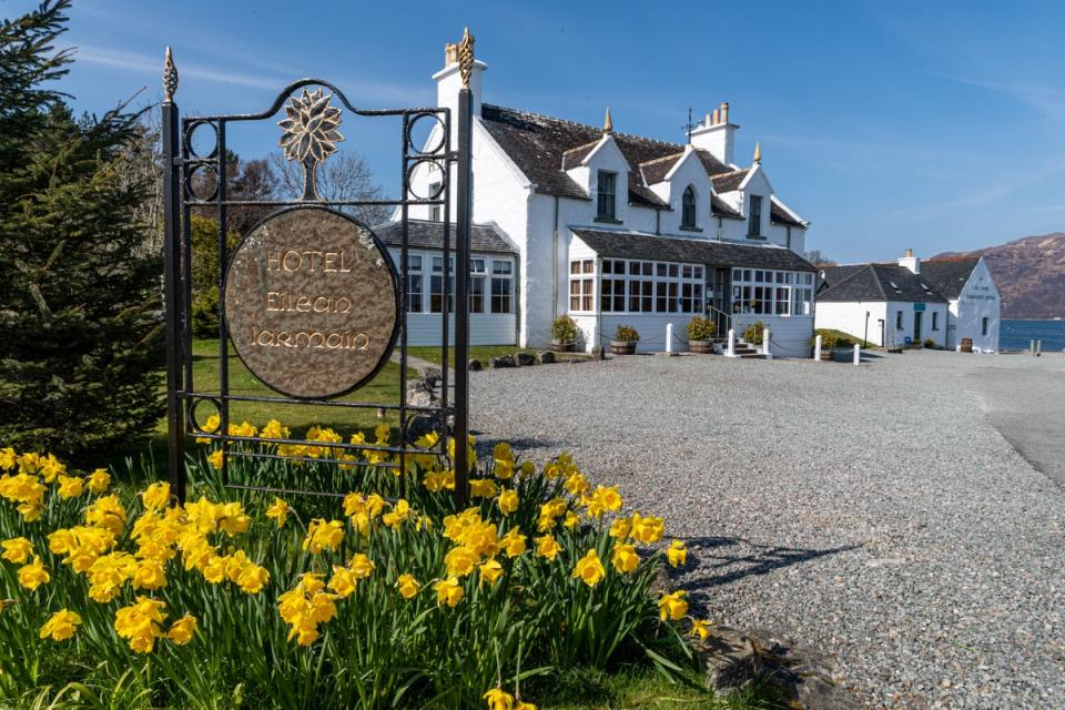 Stay in one of the Eileen Larmain’s 12 historic bedrooms (Eilean Larmain)