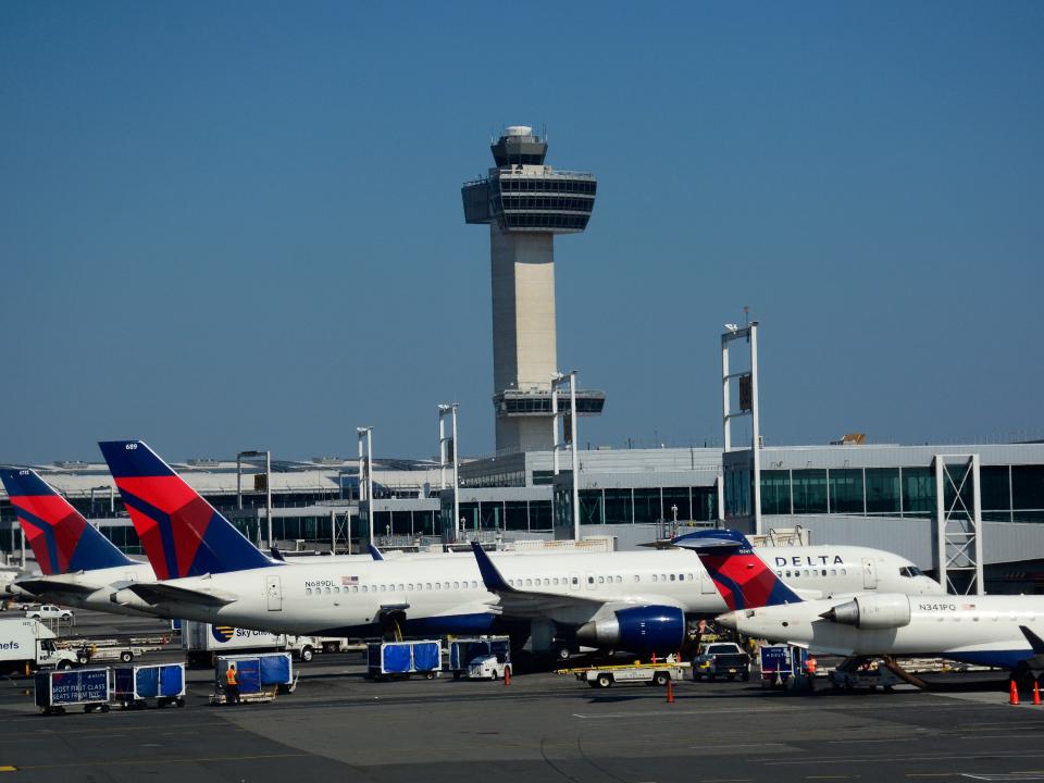 A Delta plane aborted a takeoff at JFK Friday night.