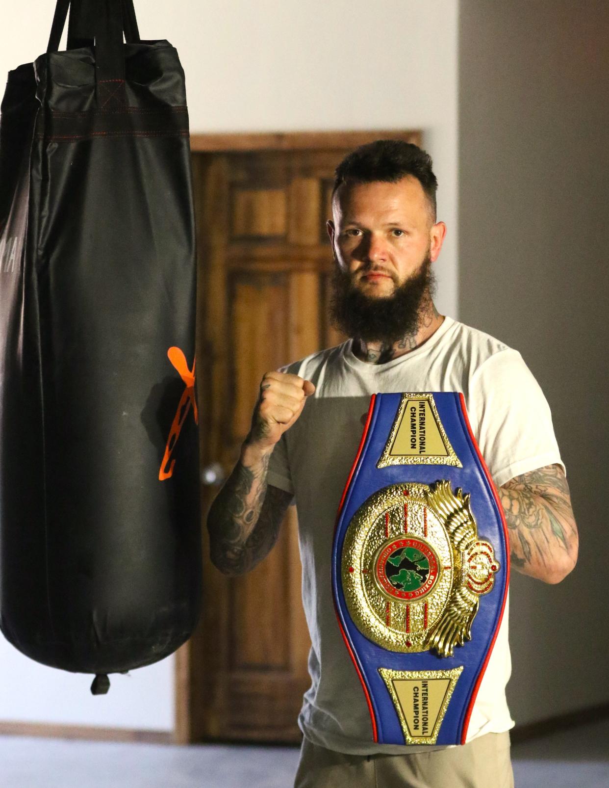 Brandon Alexander, the Zanesville native, recently won the vacant Universal Boxing Organization (UBO) International Middleweight title. He moved to 7-0 since turning pro in 2015 and is currently training for his next bout in June, where he will fight for the UBO Inter-Continental title in Colombia.