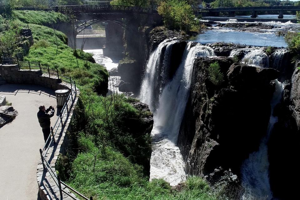 The Paterson Great Falls 5k begins at the Great Falls, and runs alongside several landmarks throughout Paterson.