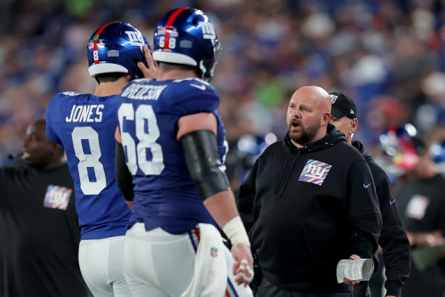 Giants' Brian Daboll sticking with current staff, personnel