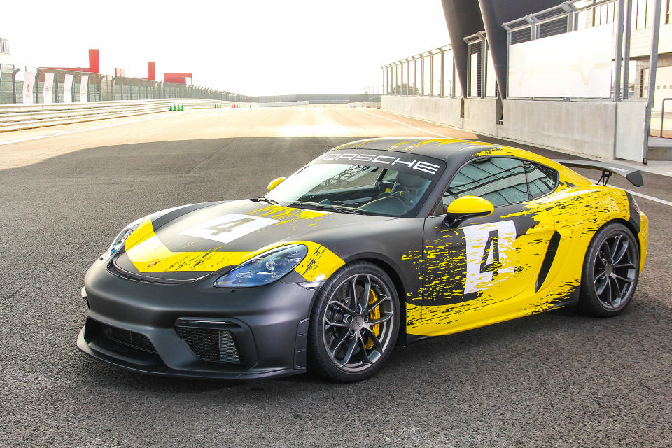 性能迷引頸期盼已久的 718 Cayman GT4 終於登陸台灣市場。