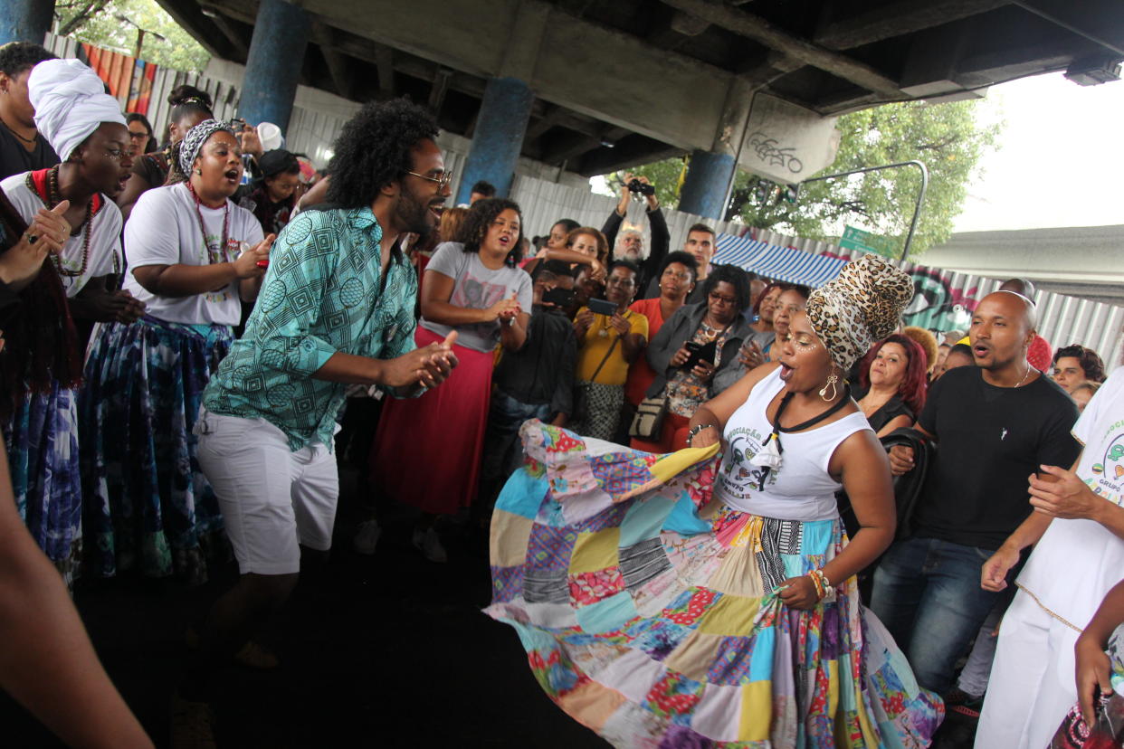 Afro-Brazilians celebrate Black Consciousness Day on Nov. 20 by dancing in a Roda do Jongo in Rio de Janeiro's Madureira neighborhood. (Photo: Aurora Ellis/HuffPost)