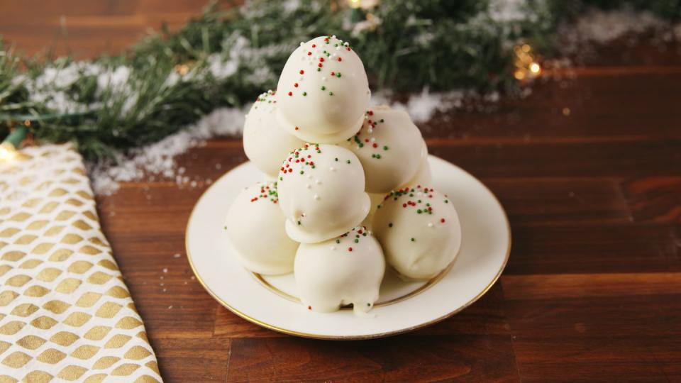 Peanut Butter Snowballs