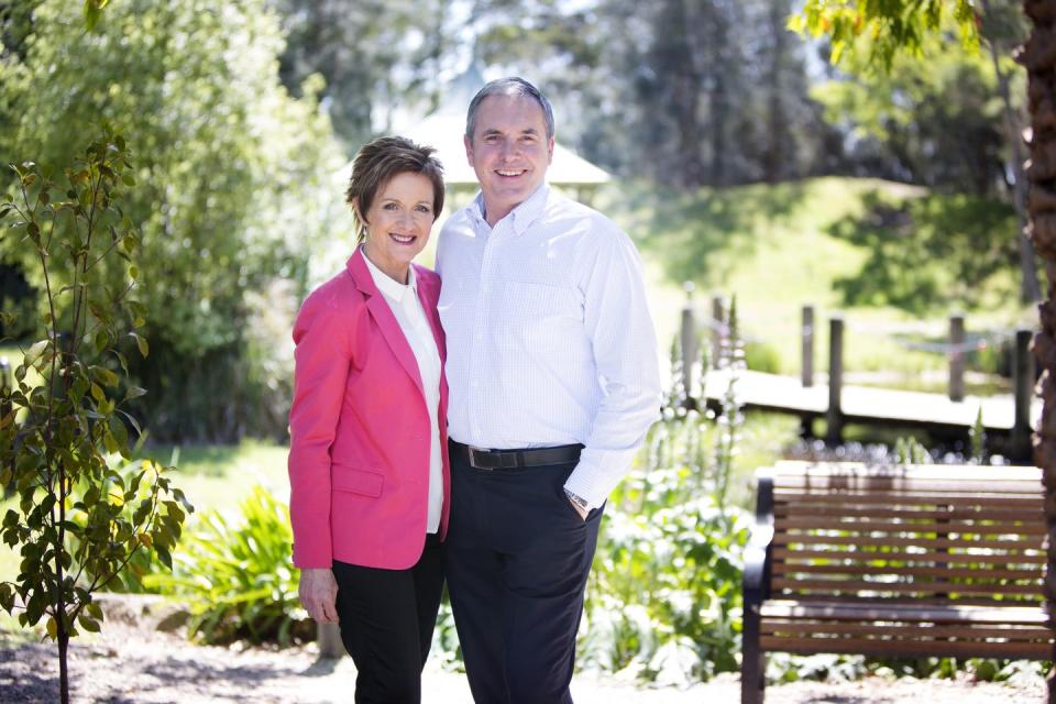 jackie woodburne and alan fletcher as karl and susan kennedy in neighbours