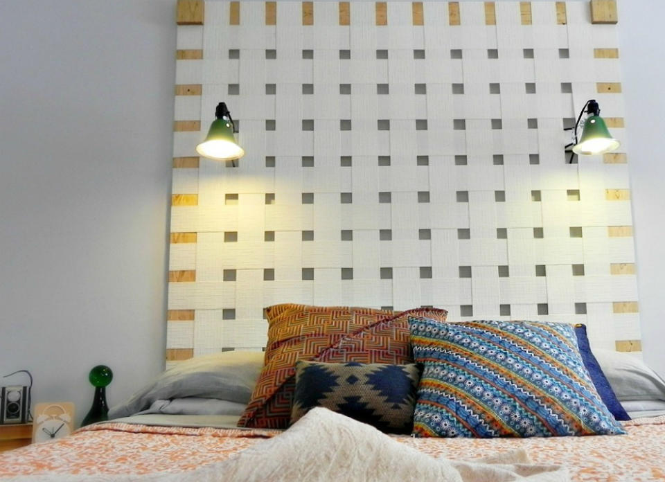 <body> <p>Old vertical blinds may no longer have a place in your window, but that doesn't mean they can't be <a rel="nofollow noopener" href=" http://www.bobvila.com/slideshow/trash-to-treasure-10-upcycled-products-we-covet-44667?bv=yahoo" target="_blank" data-ylk="slk:repurposed;elm:context_link;itc:0;sec:content-canvas" class="link ">repurposed</a> into something stylish. Here they serve as the centerpiece for a woven headboard that injects the room with geometric charm. The real scene-stealers, though, are the green-painted lamps installed through the weaves, casting a warm and cozy light into the space. </p> <p><strong>Related: <a rel="nofollow noopener" href=" http://www.bobvila.com/slideshow/9-zero-dollar-diy-organizing-solutions-49179?bv=yahoo" target="_blank" data-ylk="slk:9 Zero Dollar DIY Organizing Solutions;elm:context_link;itc:0;sec:content-canvas" class="link ">9 Zero Dollar DIY Organizing Solutions</a> </strong> </p> </body>