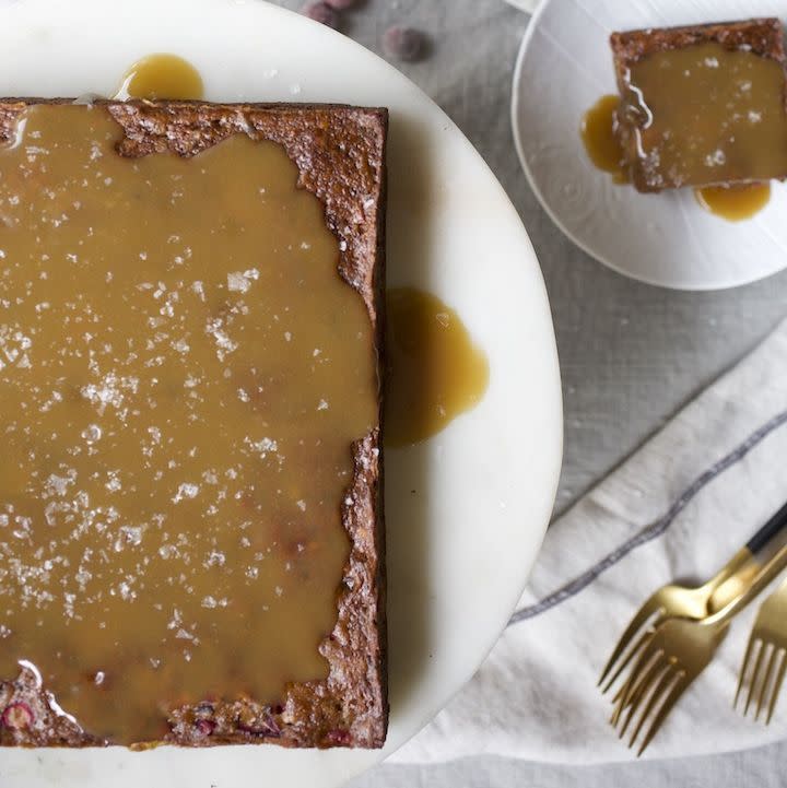 Sticky Cranberry-Toffee Date Cake