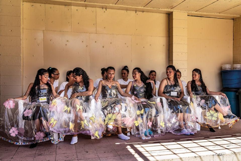 Inmates display their fashion creations as part of the ‘Yo Cambio’ (I Change) programme, which attempts to rehabilitate prisoners at the Penal Centre of Quezaltepeque (© Tariq Zaidi)