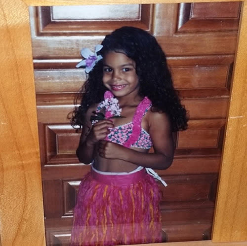 <p>"#TBT 1996? I think this was my 6th bday party. I remembering feeling so pretty that day! This is also the only time in my life I’ve had defined abs with no effort. Lmao"</p>