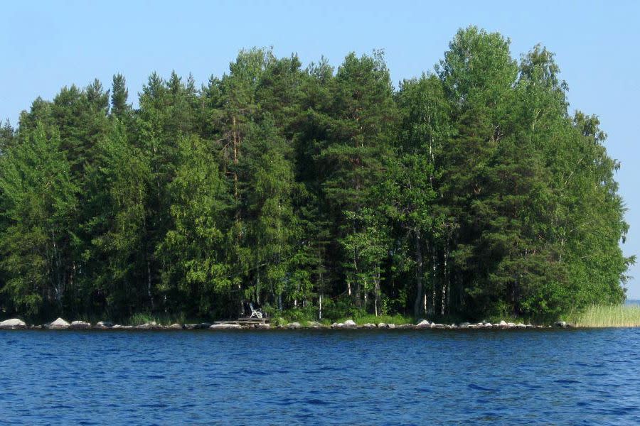 Salonpää, Finland