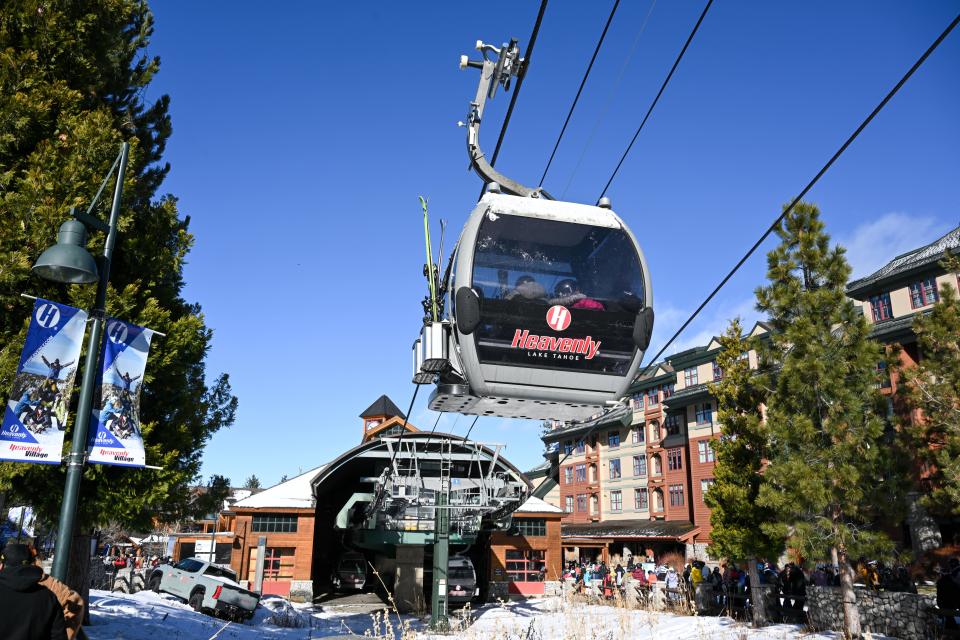 Ein Blick auf die Heavenly-Gondel in South Lake Tahoe, Kalifornien, Vereinigte Staaten, am 14. Januar 2024. - Copyright: Tayfun Coskun/Anadolu via Getty Images