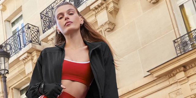 I'm Buying These 13 Athleisure Deals in Alo Yoga's Sale Section