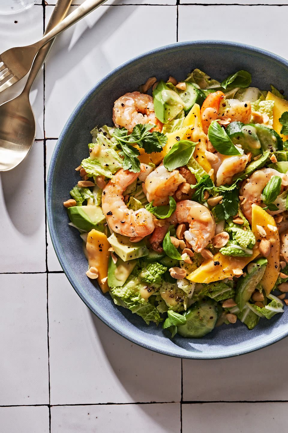 shrimp mango salad