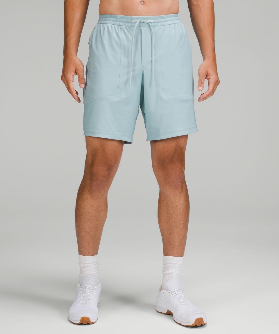 Relaxed-Fit Training Short 8"