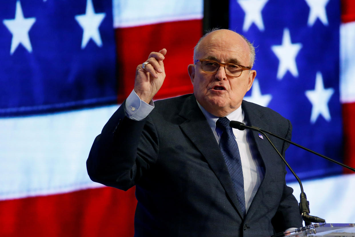 Rudi Giuliani wants to client Donald Trump to&nbsp;be given more information about the FBI's secret informant. (Photo: Joshua Roberts / Reuters)