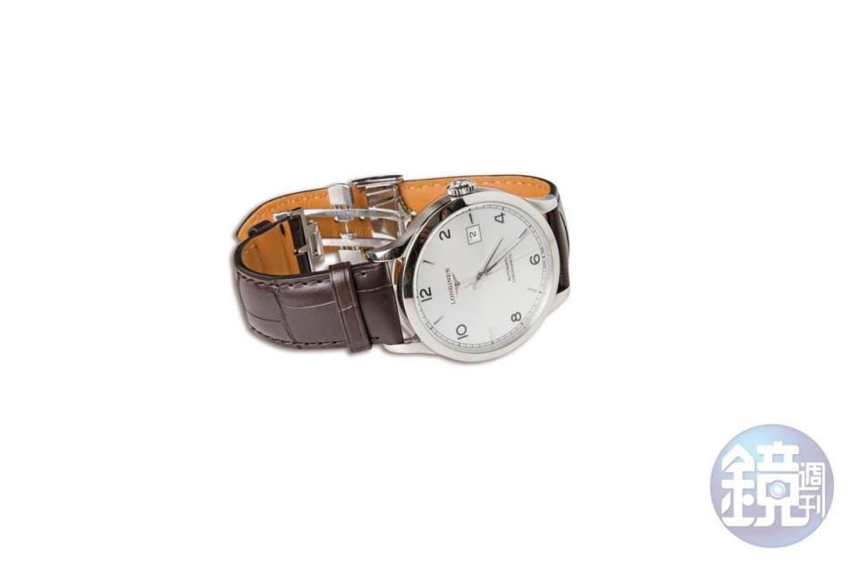 LONGINES開創者系列腕錶， 約NT$60,000。