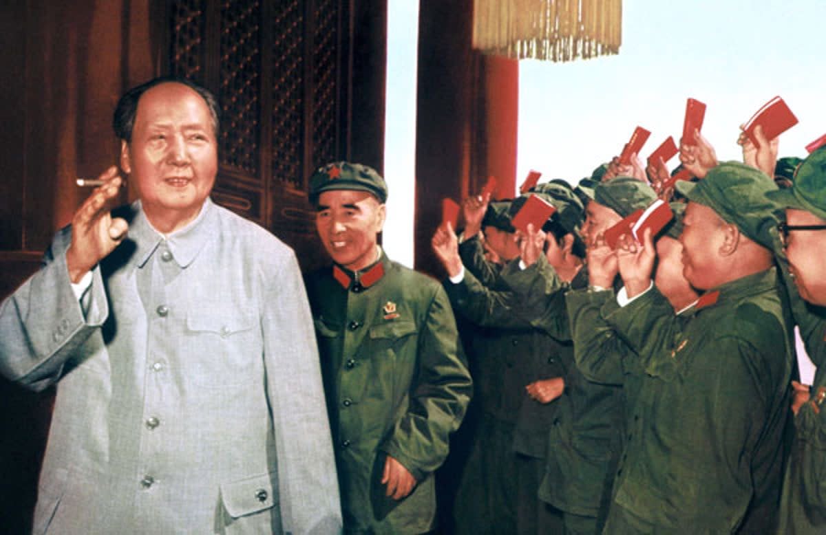 Chairman Mao with Red Guards (Rex Features)