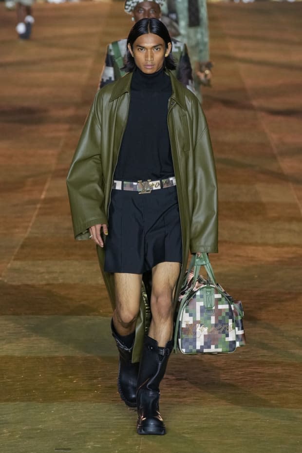 See Every Look from Virgil Abloh's Spring 2020 Collection for Louis Vuitton  - Fashionista