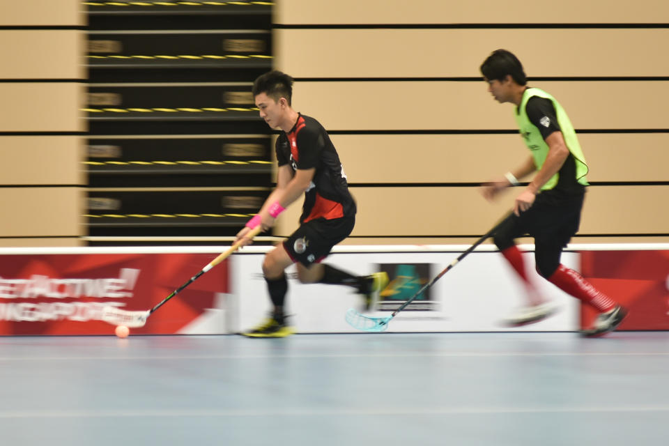 Phua has been playing floorball for over 21 years. (PHOTO: Stefanus Ian)