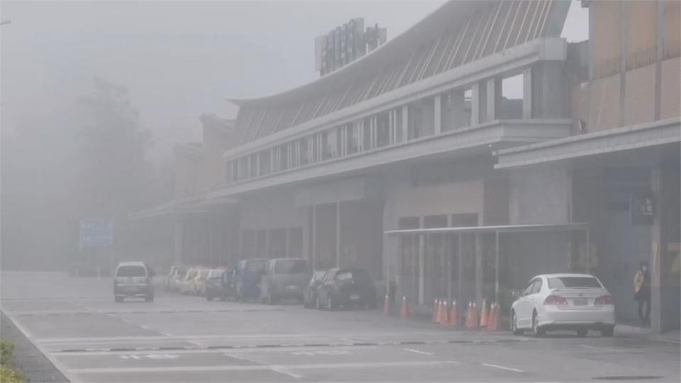 金門大霧能見度低　霧鎖機場已影響21班次