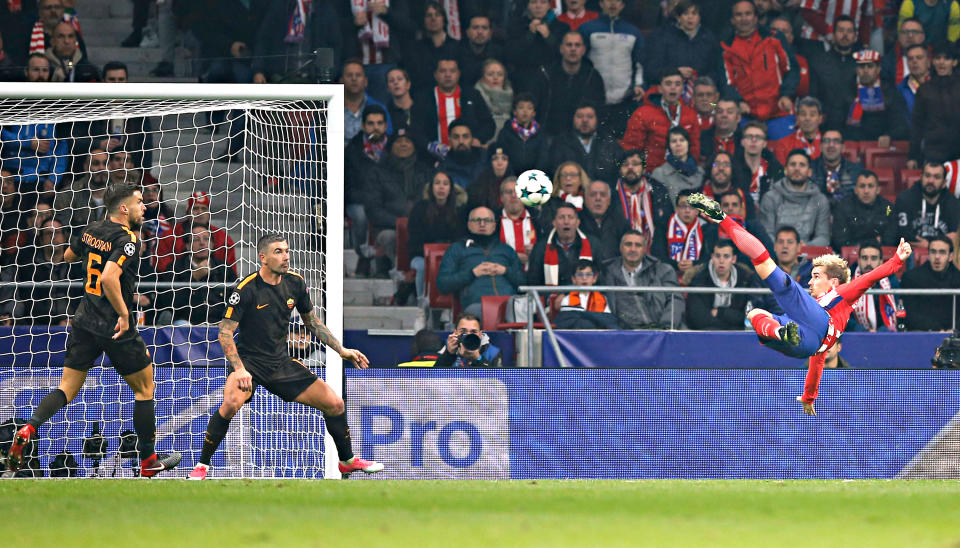 <p>Atletico’s Antoine Griezmann shoots to score his side’s opening goal during a Champions League group C soccer match between Atletico Madrid and Roma at the Wanda Metropolitano stadium in Madrid, Wednesday, Nov. 22, 2017. (AP Photo/Paul White) </p>