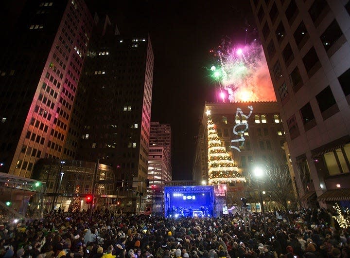 Watch the Future of Pittsburgh Ball rise high above the Cultural District accompanied by a Pyrotecnico Fireworks display on New Year's Eve in downtown Pittsburgh.