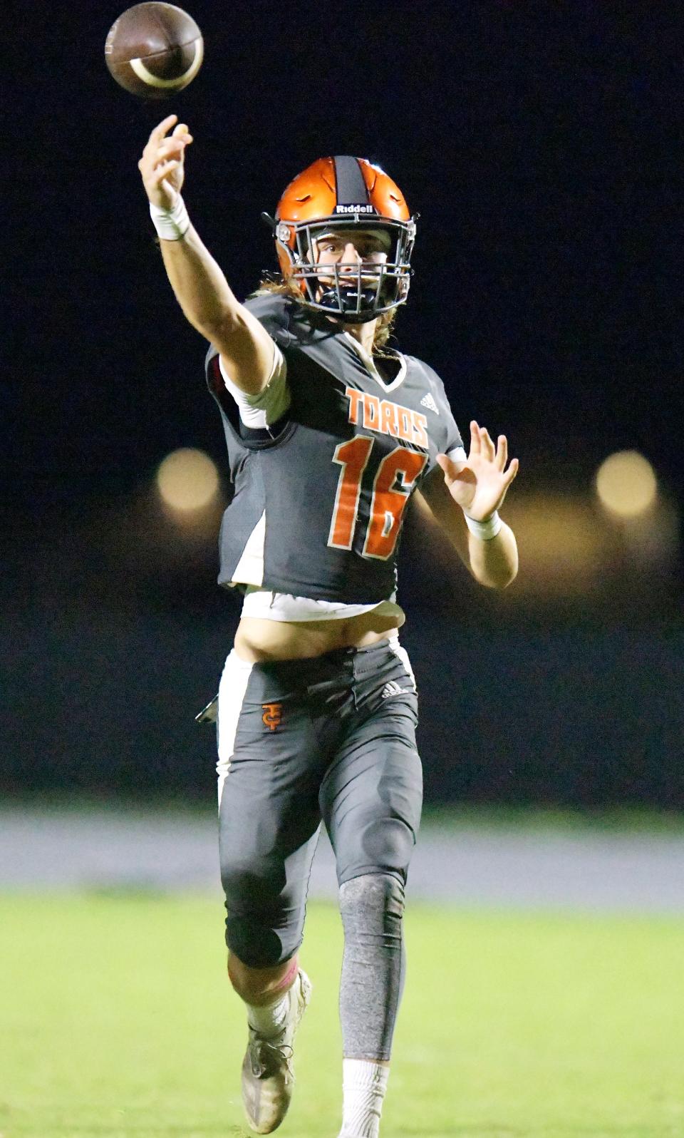 Tocoi Creek quarterback Ryan Killmer (16) throws a pass against Bishop Kenny during the 2022 season.