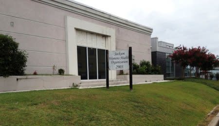 FILE PHOTO: File photo of Jackson Women's Health Organization in Jackson, Mississippi, July 11, 2012. REUTERS/Emily Le Coz/File Photo