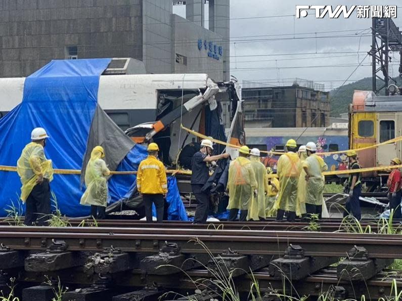 2021年4月，台鐵太魯閣號發生出軌事件，釀成49死悲劇。（圖／翻攝畫面）