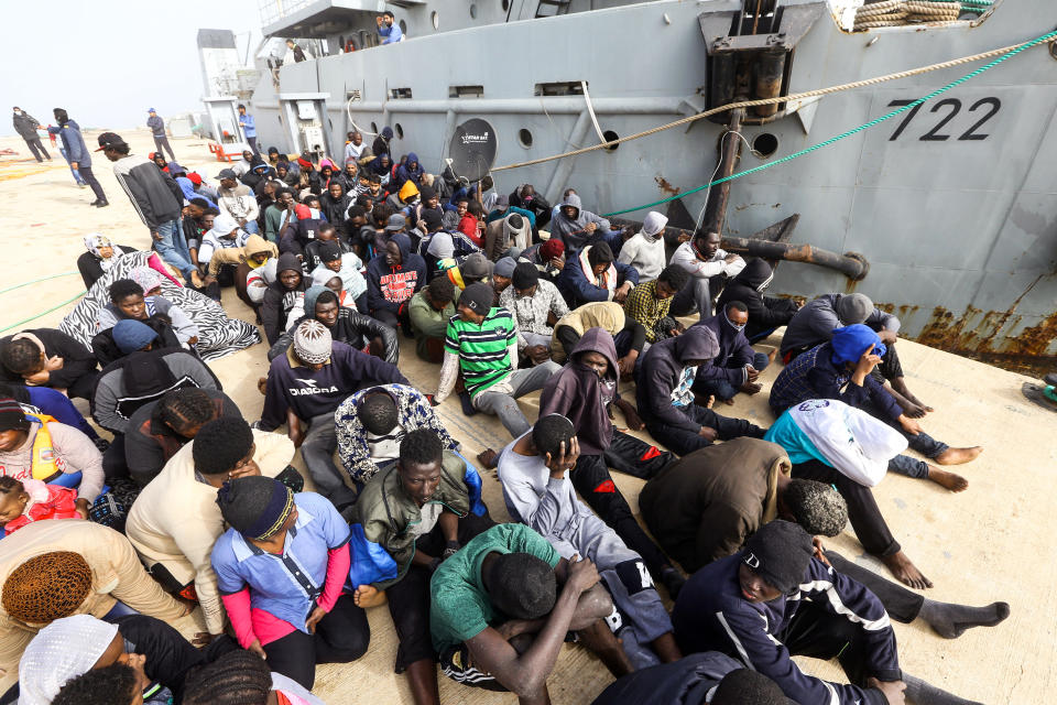 Hundreds of migrants rescued off Libyan coast