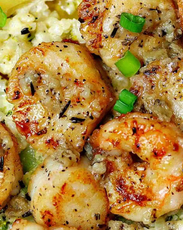 Pan Seared Shrimp (Cast Iron Shrimp) - Dr. Davinah's Eats