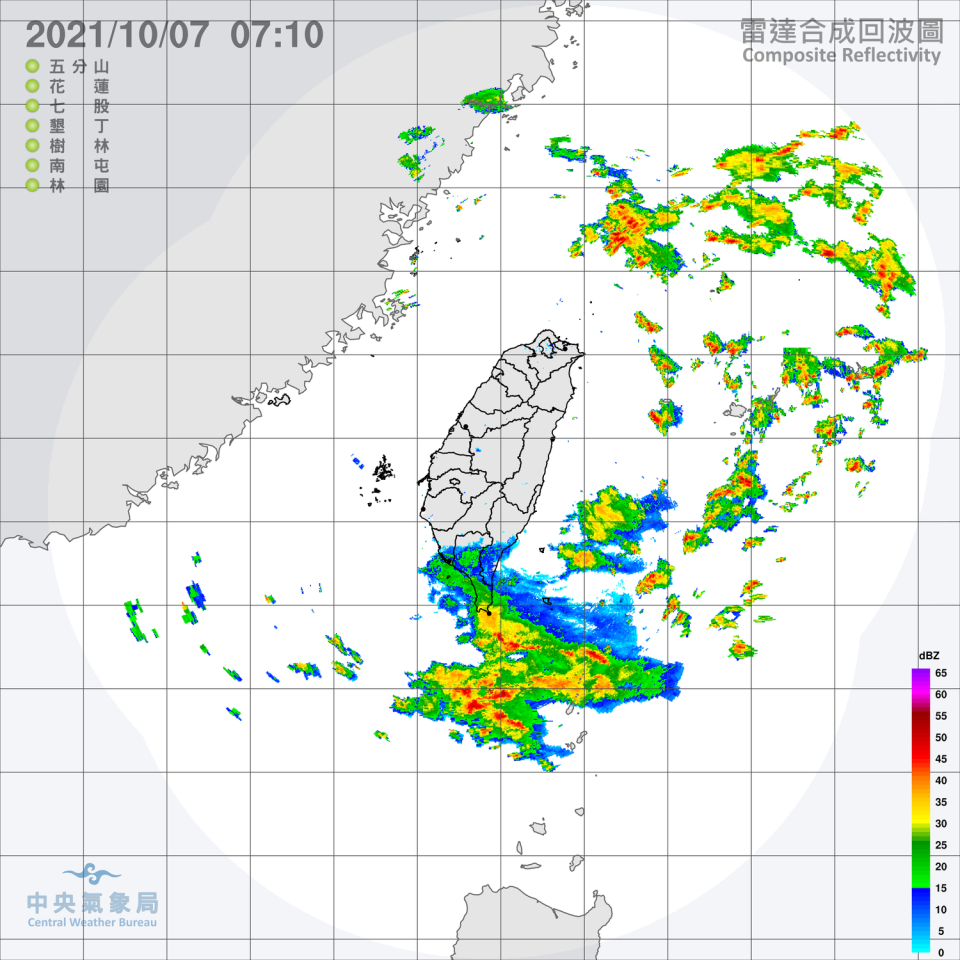 今天東半部明顯水氣增多，西半部仍然是晴朗穩定的天氣。   圖：中央氣象局/提供